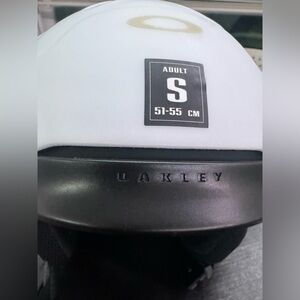 [99474MP-67V] Mens Oakley MOD3 MIPS NIB! Adult small